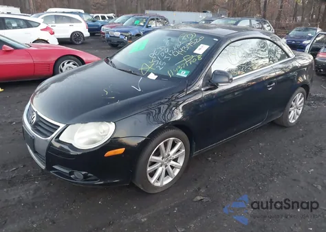 2008 Volkswagen Eos Komfort/Turbo из США, поврежденный, VIN WVWBA71F48V051758